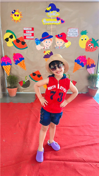 Walk of confidence - pre school runway moments